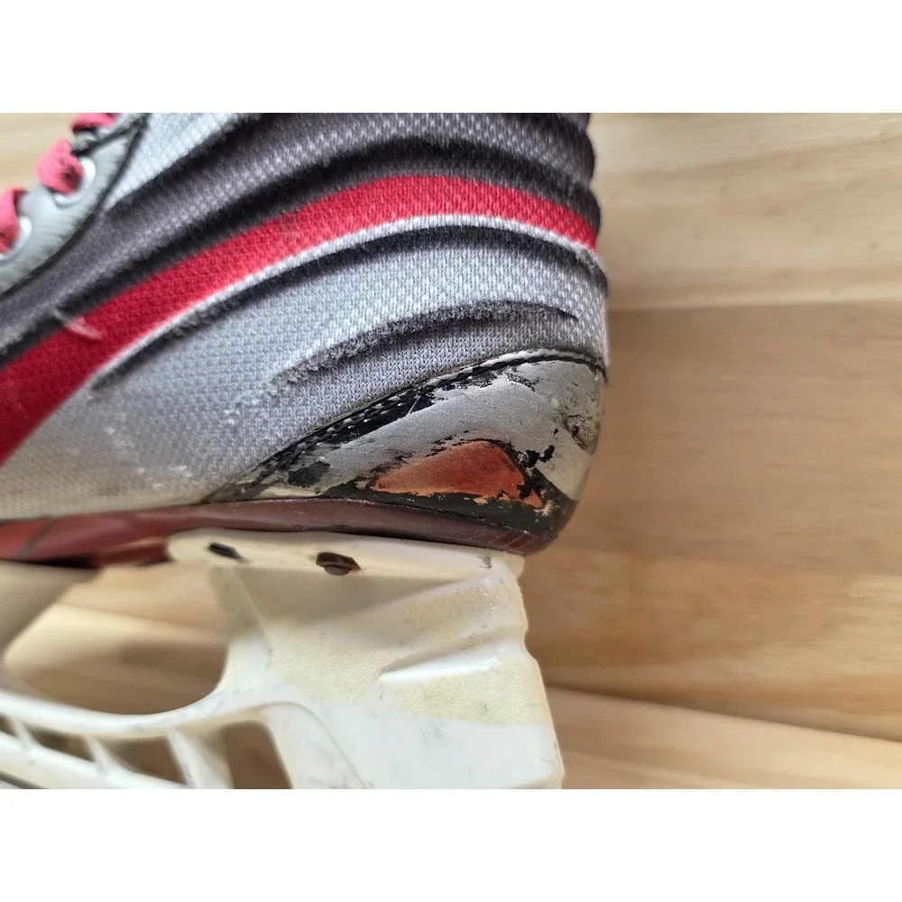 Bauer Vapor X3.0 Ice Hockey Skates Light Speed Youth Size 3.5 - Used‎